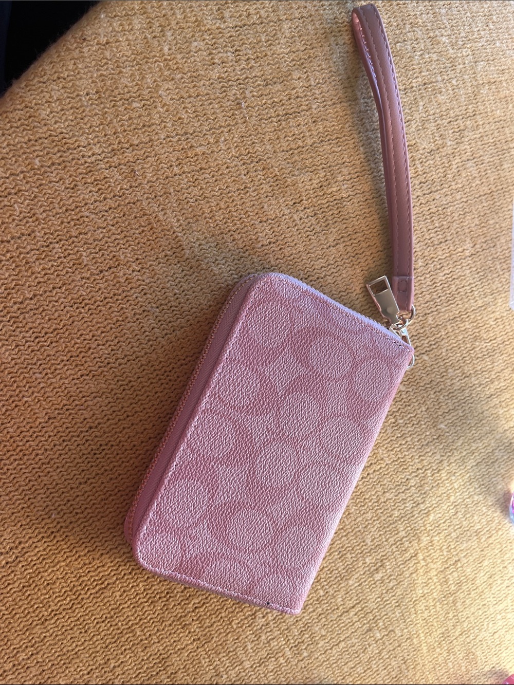 Women's Pink Wristlet Wallet